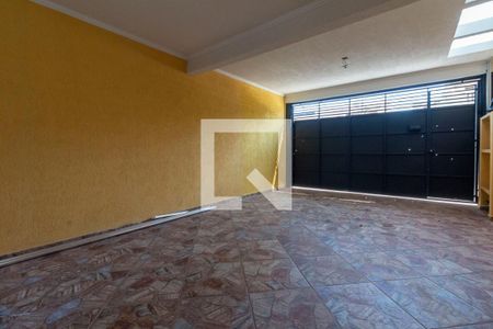 Casa para alugar com 400m², 5 quartos e 4 vagas Casa para alugar com 400m², 5 quartos e 4 vagasGaragem