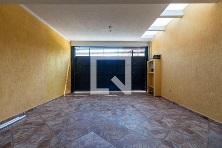 Casa para alugar com 400m², 5 quartos e 4 vagas Casa para alugar com 400m², 5 quartos e 4 vagasGaragem