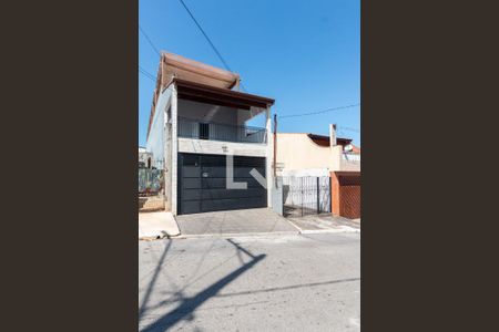 Casa para alugar com 400m², 5 quartos e 4 vagas Casa para alugar com 400m², 5 quartos e 4 vagasFachada