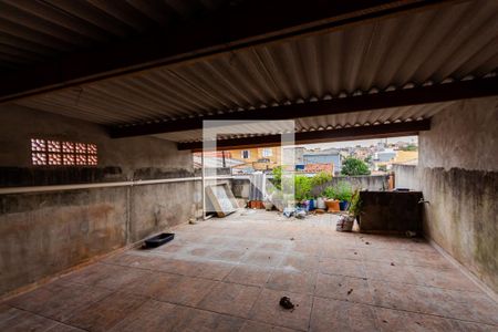 Casa à venda com 96m², 2 quartos e 1 vagaVaranda
