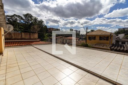 Casa à venda com 225m², 3 quartos e 3 vagasVaranda Frente