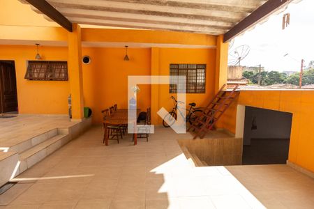 Casa à venda com 225m², 3 quartos e 3 vagasQuintal