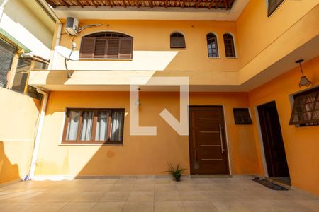 Casa à venda com 225m², 3 quartos e 3 vagasQuintal