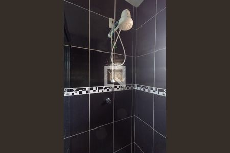 Casa à venda com 225m², 3 quartos e 3 vagasBanheiro Suíte 2