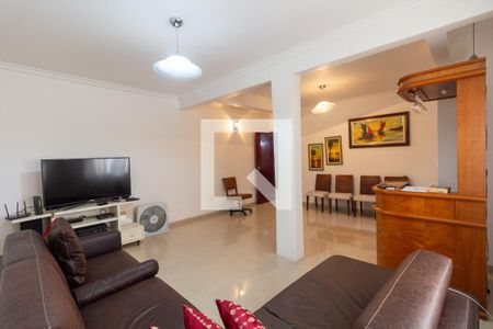Sala de casa para alugar com 3 quartos, 225m² em Ferreira, São Paulo
