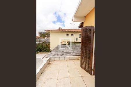 Casa à venda com 225m², 3 quartos e 3 vagasSacada Quarto Suíte 1