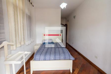 Casa à venda com 225m², 3 quartos e 3 vagasQuarto Suíte 1