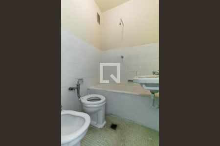 Banheiro de apartamento para alugar com 1 quarto, 31m² em Centro, Rio de Janeiro