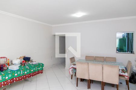 Casa à venda com 196m², 3 quartos e 4 vagas Casa à venda com 196m², 3 quartos e 4 vagasCozinha