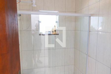 Casa à venda com 196m², 3 quartos e 4 vagas Casa à venda com 196m², 3 quartos e 4 vagasBanheiro Social 2