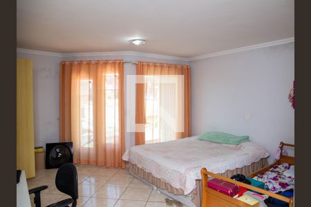 Casa à venda com 196m², 3 quartos e 4 vagas Casa à venda com 196m², 3 quartos e 4 vagasQuarto Suíte