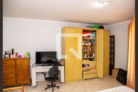 Casa à venda com 196m², 3 quartos e 4 vagas Casa à venda com 196m², 3 quartos e 4 vagasQuarto Suíte