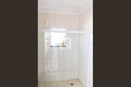 Casa à venda com 196m², 3 quartos e 4 vagas Casa à venda com 196m², 3 quartos e 4 vagasBanheiro Social 2