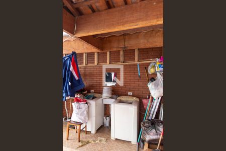 Casa à venda com 196m², 3 quartos e 4 vagas Casa à venda com 196m², 3 quartos e 4 vagasÁrea de Serviço