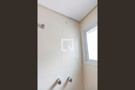 Banheiro  de apartamento à venda com 1 quarto, 51m² em Bom Jesus, Porto Alegre