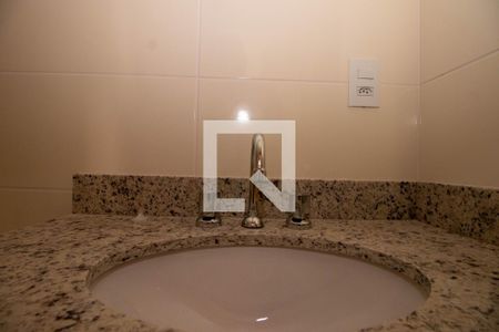 Apartamento à venda com 84m², 2 quartos e 2 vagasBanheiro da Suíte