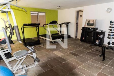 Apartamento à venda com 100m², 3 quartos e 2 vagasAcademia