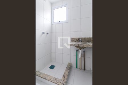 Apartamento à venda com 66m², 3 quartos e 1 vagaBanheiro da suíte