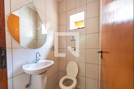 Casa à venda com 380m², 3 quartos e 4 vagasBanheiro 1 da Garagem