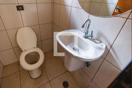 Casa à venda com 380m², 3 quartos e 4 vagasBanheiro 2 da Garagem