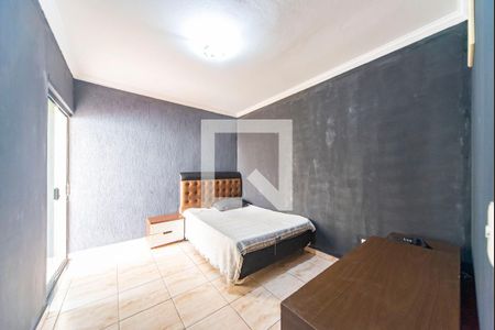 Casa à venda com 380m², 3 quartos e 4 vagasQuarto 2
