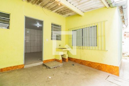 Casa para alugar com 60m², 1 quarto e sem vagaFachada