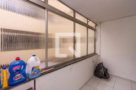 Apartamento para alugar com 75m², 3 quartos e sem vagaÁrea de Serviço