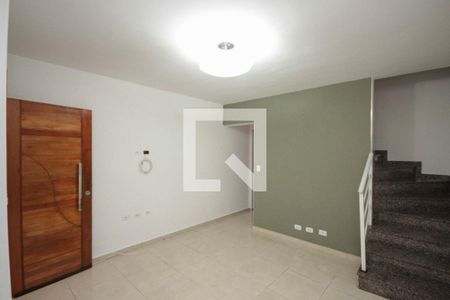 Sala de casa para alugar com 2 quartos, 80m² em Vila Antonieta, São Paulo