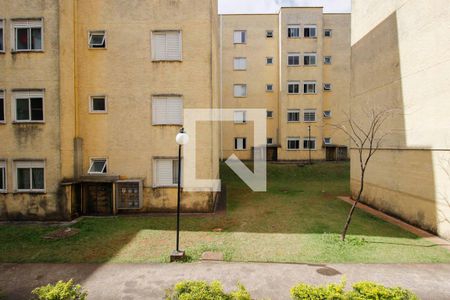 Vista Área de Serviço de apartamento para alugar com 2 quartos, 45m² em Jardim Maringa, São Paulo