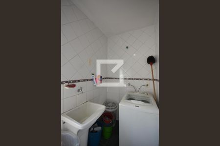 Casa à venda com 250m², 4 quartos e 5 vagasLavanderia