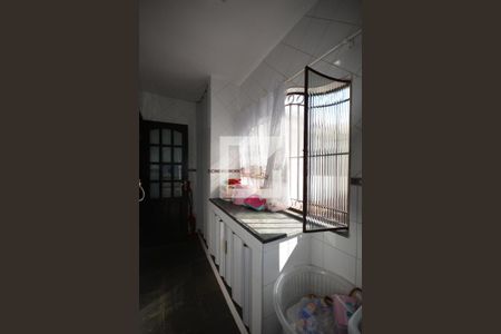 Casa à venda com 250m², 4 quartos e 5 vagasLavanderia