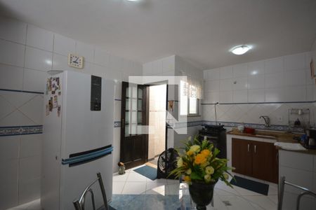 Casa à venda com 250m², 4 quartos e 5 vagasCozinha