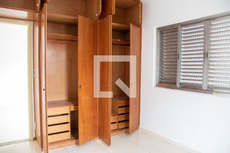 Casa para alugar com 100m², 3 quartos e 1 vagaQuarto 2