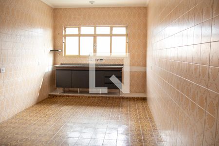 Casa para alugar com 100m², 3 quartos e 1 vagaCozinha