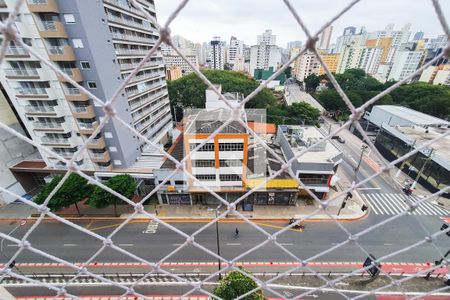 Vista Sala de apartamento à venda com 2 quartos, 123m² em Liberdade, São Paulo
