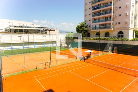 Apartamento para alugar com 105m², 2 quartos e 2 vagas Apartamento para alugar com 105m², 2 quartos e 2 vagasÁrea comum - Quadra