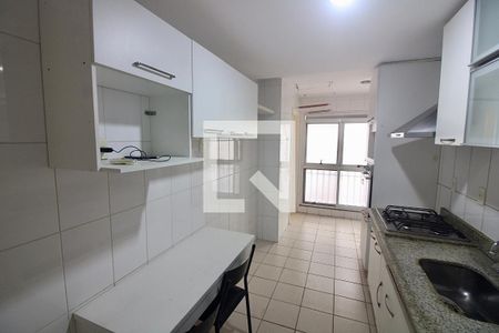 Apartamento para alugar com 105m², 2 quartos e 2 vagas Apartamento para alugar com 105m², 2 quartos e 2 vagasCozinha