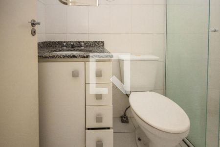 Banheiro de apartamento para alugar com 1 quarto, 30m² em Parque Independência, São Paulo