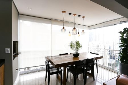 Sala de apartamento para alugar com 3 quartos, 87m² em Vila Andrade, São Paulo