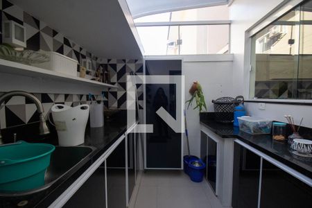 Casa de condomínio à venda com 220m², 5 quartos e 3 vagasÁrea de Serviço