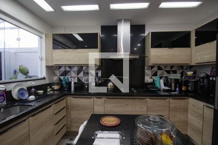 Casa de condomínio à venda com 220m², 5 quartos e 3 vagasCozinha