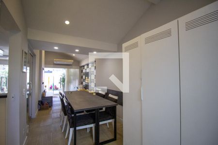 Sala 2 de casa de condomínio à venda com 5 quartos, 220m² em Recreio dos Bandeirantes, Rio de Janeiro