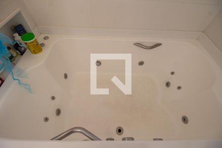 Casa de condomínio à venda com 220m², 5 quartos e 3 vagasBanheiro da Suíte 3