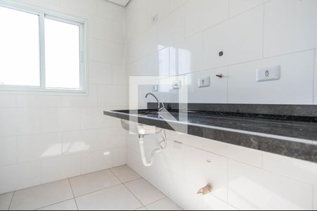 Cozinha de apartamento para alugar com 1 quarto, 44m² em Vila America, São Paulo