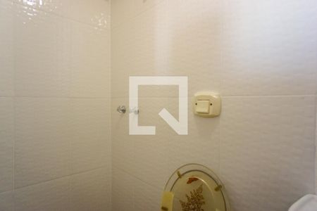 Apartamento à venda com 213m², 4 quartos e 2 vagasBanheiro de Serviço