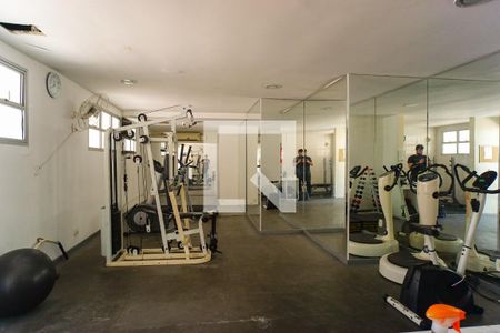 Apartamento à venda com 213m², 4 quartos e 2 vagasÁrea comum - Academia