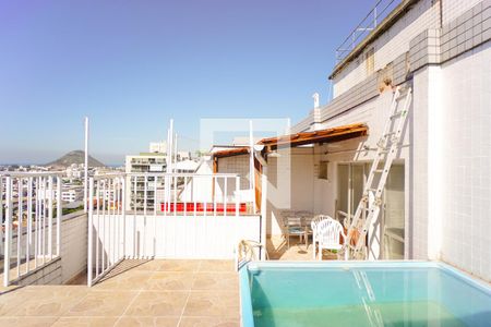 Apartamento à venda com 213m², 4 quartos e 2 vagasVaranda da Cobertura