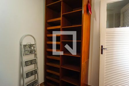 Apartamento à venda com 213m², 4 quartos e 2 vagasQuarto de Serviço