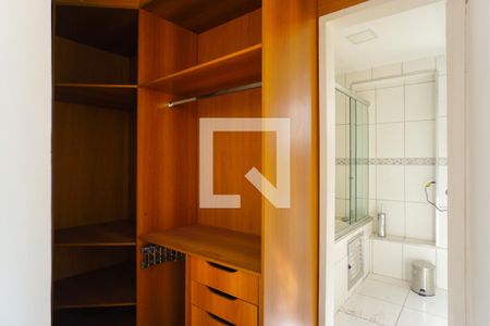 Apartamento à venda com 213m², 4 quartos e 2 vagasSuíte 2