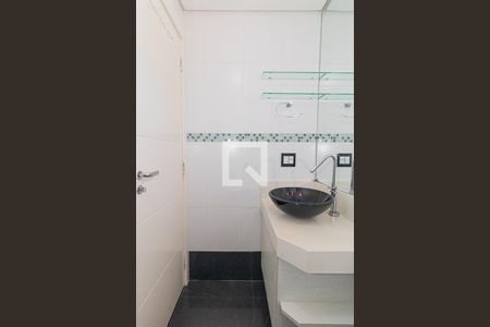 Apartamento para alugar com 159m², 3 quartos e 2 vagas Apartamento para alugar com 159m², 3 quartos e 2 vagasBanheiro da Suíte